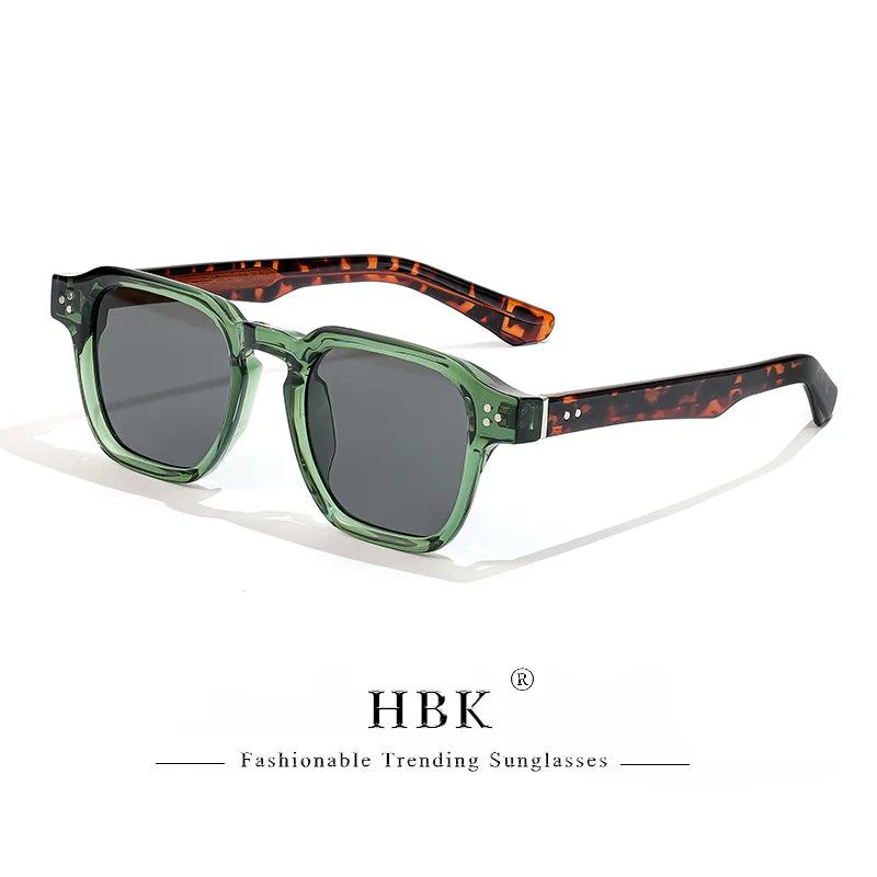 Óculos de Sol Quadrados Vintage com Lentes Degradê