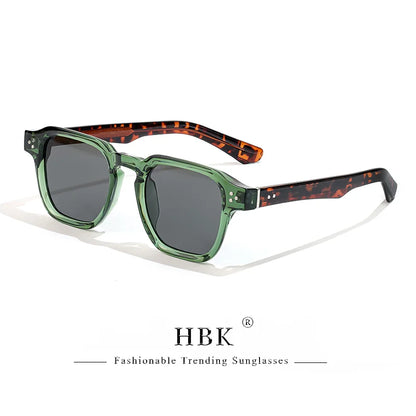 Óculos de Sol Quadrados Vintage com Lentes Degradê